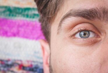 Why Do Men Have Longer Eyelashes